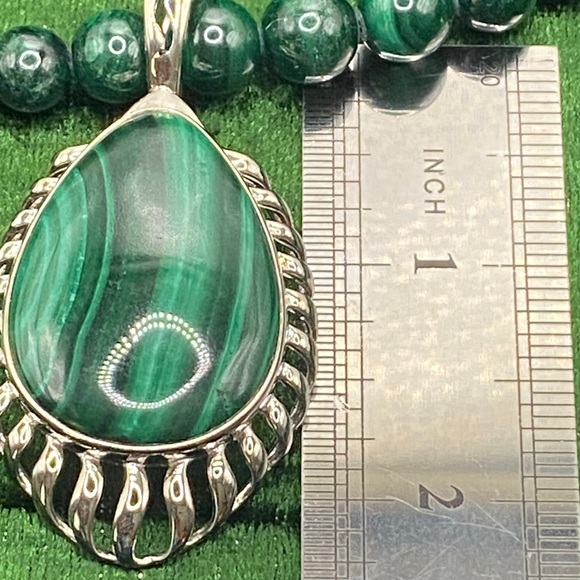 Malachite Beaded Necklace with Sterling Silver TesrdropPendant. - Picture 4 of 5